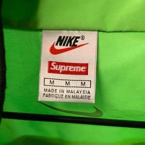 SUPREME FW 17 JACKET